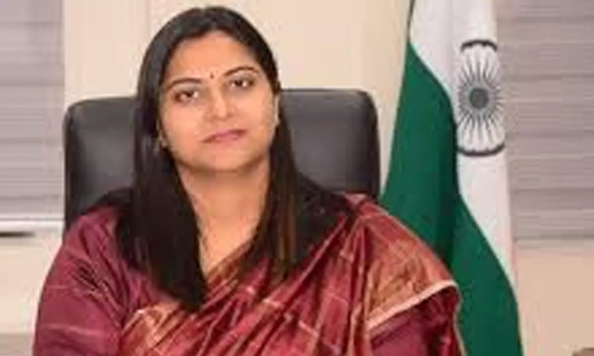 A fake WhatsApp account was created in Nirmal Collector Abhilash Abhinav’s name; authorities advise public vigilance.