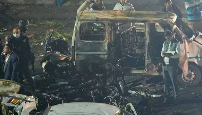 A conspiracy by Pakistan-linked terrorists has come to light after the Delhi Red Fort blast, targeting major locations across the capital.