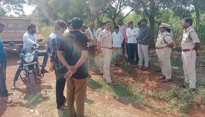 Leopard sightings reported in Chilepalli and Siddapur; SI Kranti Kumar assures no danger, urges public to stay alert.