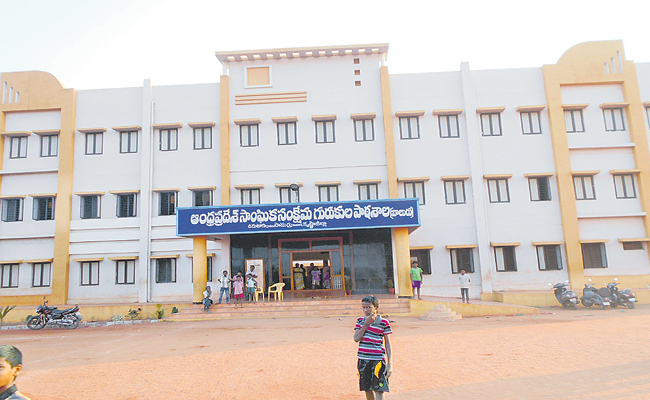 Student Ajay dies at Nizamsagar Project; Gurukula Social Welfare officials investigate and issue showcause notices to staff.